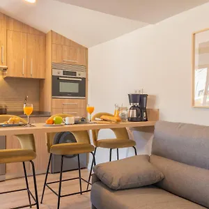 Feelathome Atarazanas Apartament Malaga